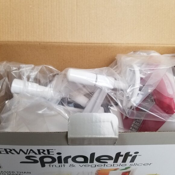 Farberware Spiraletti White Fruit Vegetable Slicer Spiralizer Kitchen Gadget - Picture 8 of 8